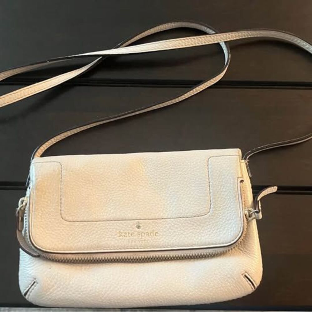 Kate Spade Beige/cream pebbled lemon crossbody bag purse